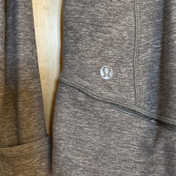 Woman’s Lululemon Long-sleeve Quarter Zip - Picture 2 of 7